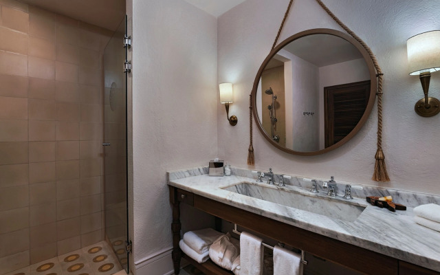 Itz'ana Resort & Residences
