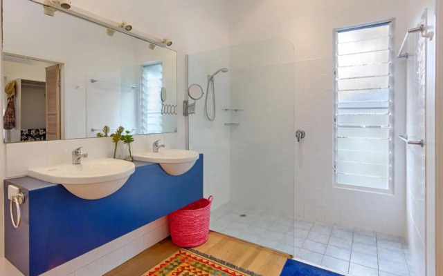 Sunshine Beach House 14 Depper Street