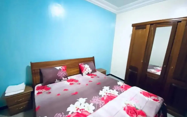 Mam Lovely 3-bed Apartment in Dakar-almadies