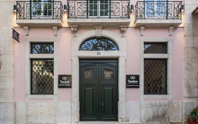 Tandem Palacio Alfama Suites