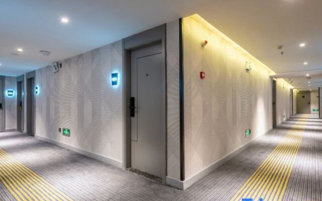 7 Days Inn Guangzhou Yangji Metro Branch