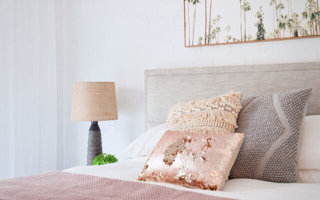 Sandy Point Road, 51