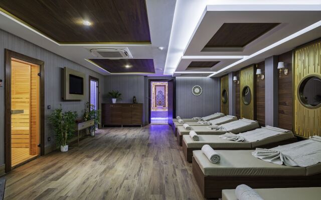 Elysium Deluxe Suites