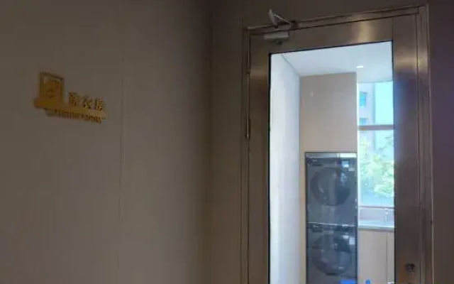 Heju Wanjia Hotel Lianyungang (Ganyu District Government · Wuyue Plaza Branch)