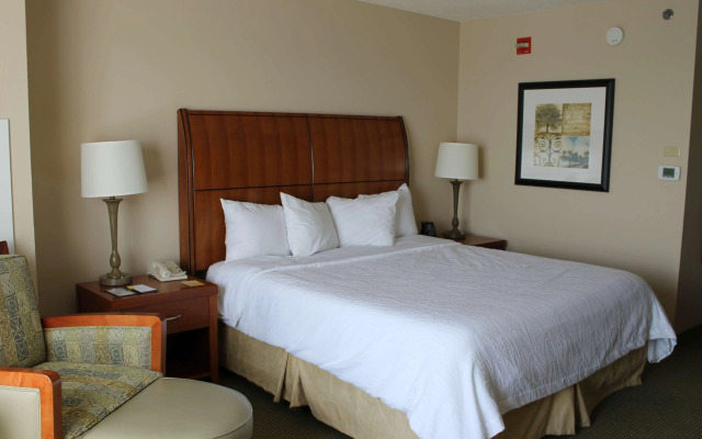 Hilton Garden Inn Addison