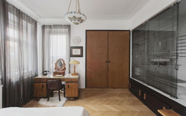 Apartment in the Interwar Villa by Kaunas2022