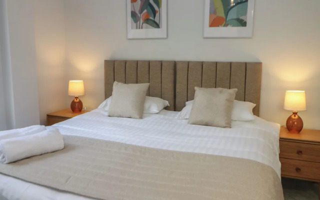 2 Rock Mill Holiday Apartments