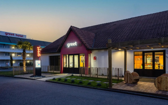 Greet Hotel Angouleme