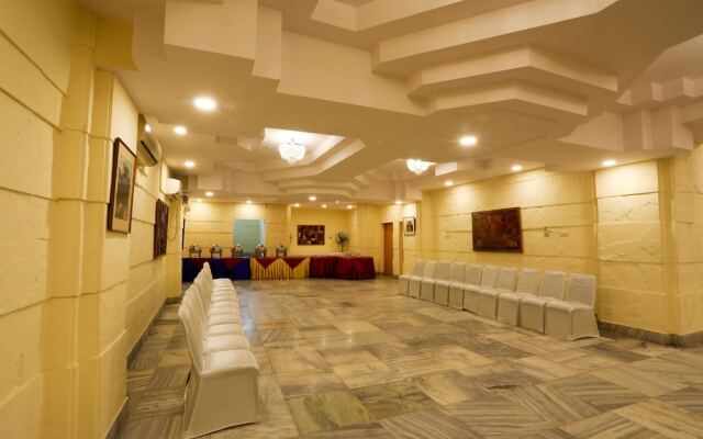 Hotel Classic Residency
