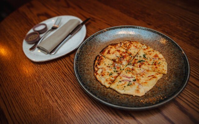 Hallmark Hotel by BON Hotels