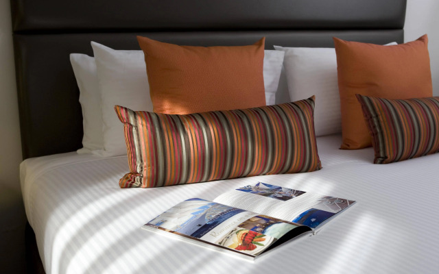 Novotel Sydney International Airport Hotel