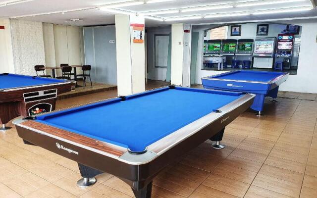 Memoria Pool Villa Family Pension