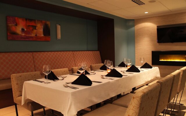 Cambridge Suites Hotel