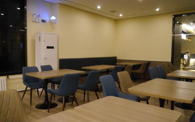Hanting Hotel Yantai Development Zone Changjiang Road