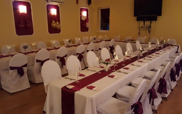 Bacchus Hotel Panzió