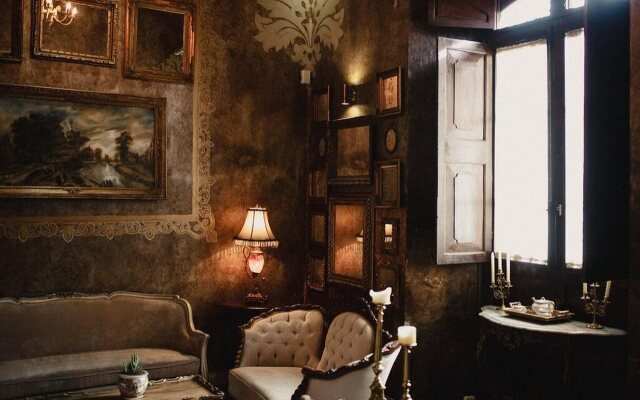 Casa Pedro Loza