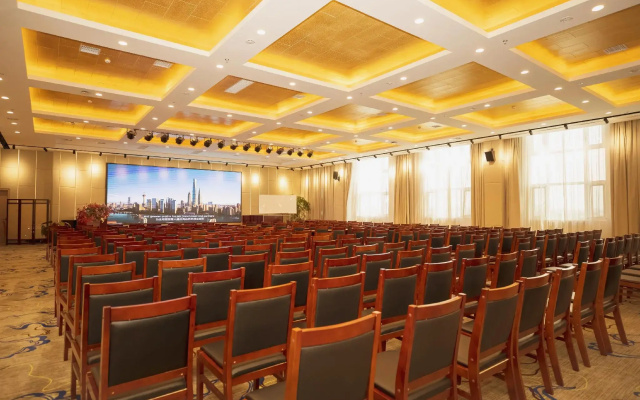 GreenTree Eastern XianGYAng Zhongyuan Xi Road Hotel
