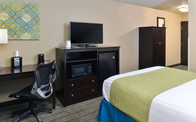 Best Western Long Beach Inn