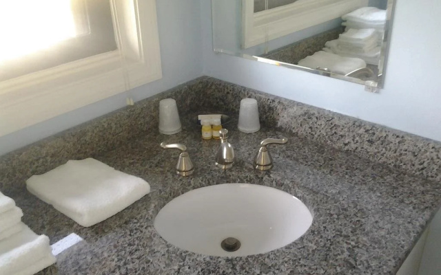 Surf and Sand Motel On Nantucket Sound