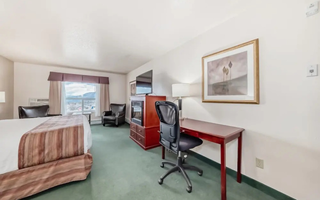 Best Western Grande Mountain Getaways & Hotel