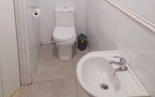Manacomfy - 14bed House - 4 Baths - Victoria Falls