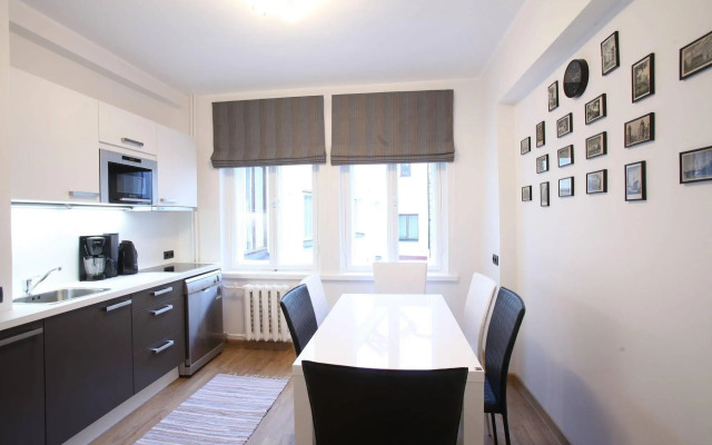 Delta Apartments