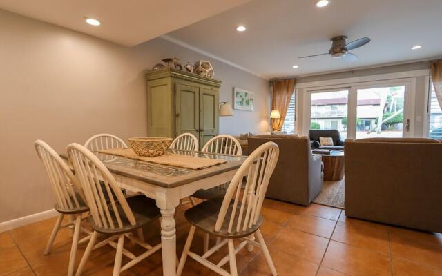 Newly Remodeled Two-story Condo w/ Wifi - Steps From Beach & Dining