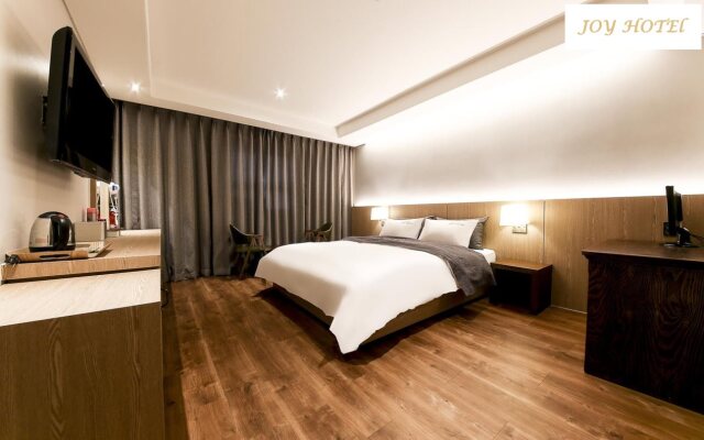 Joy Hotel