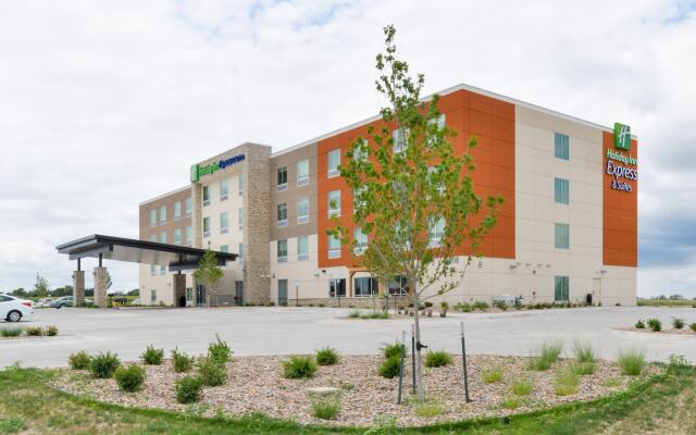 Holiday Inn Express & Suites Ogallala, an IHG Hotel