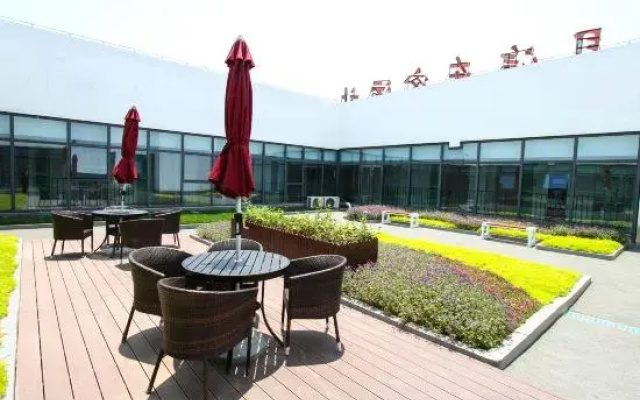 Vienna 3 Best Hotel (Lianyungang Guannan High-Speed Railway Station)
