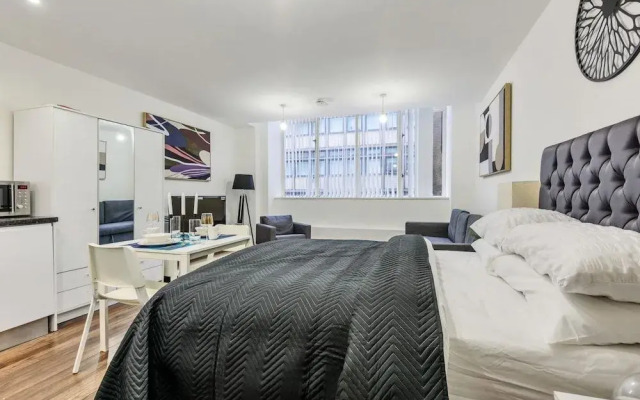 Contemporary Apartment Central Liverpool