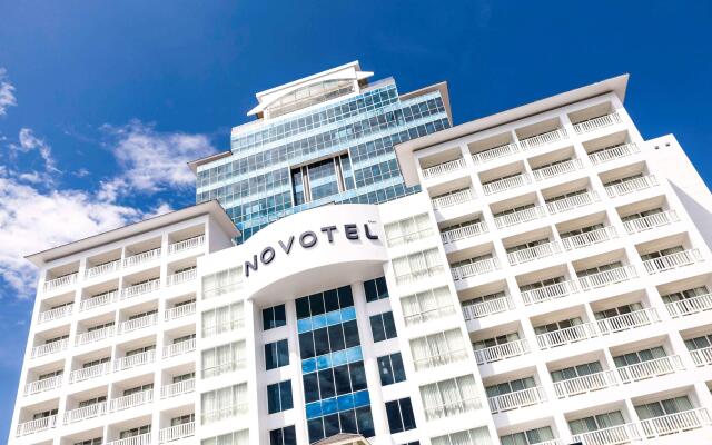 Novotel Phuket City Phokeethra Hotel