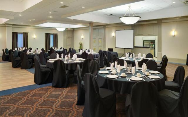 Stonebridge Hotel Grande Prairie