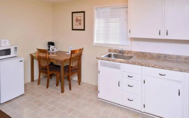 Travelodge by Wyndham Eugene Downtown/University of Oregon