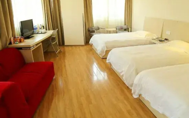 Maintel 168 Hotel (Wuxi Shangmadun Road Jinghai Subway Station Branch)