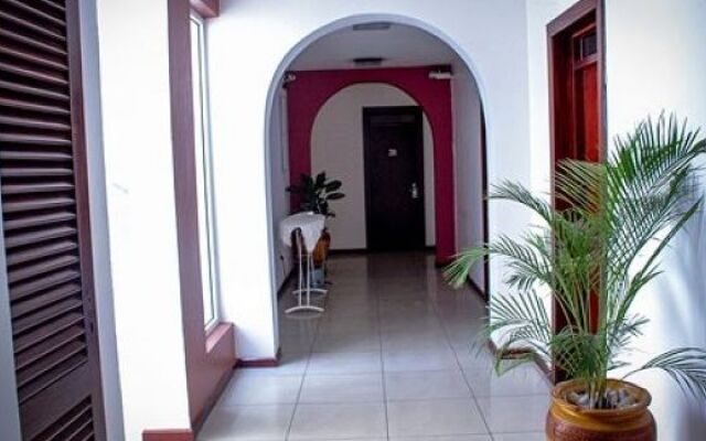 Maxlot Hotel