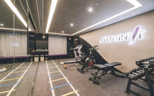 Elong Hotel Shanghai Pudong Jinqiao LaLaport。