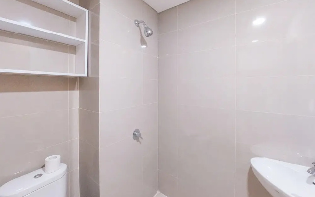 Good Living Studio Apartment At B Residence