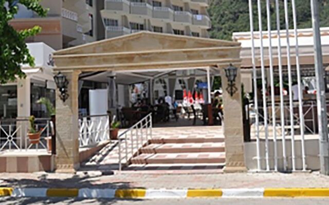 Selen Hotel Icmeler