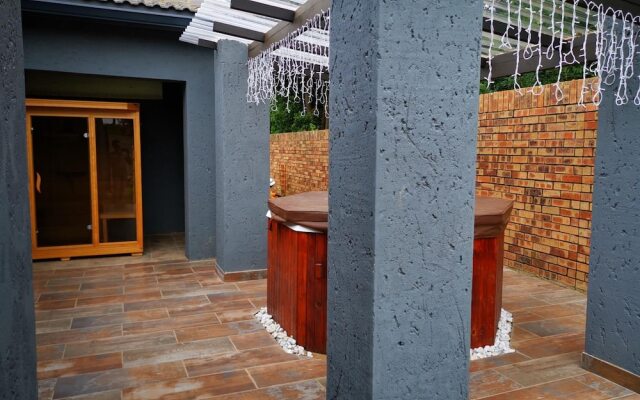 Green Olive Panorama