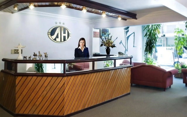 Americana Hotel