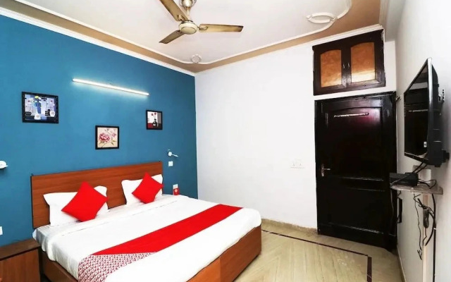 Silver Homes by OYO Rooms