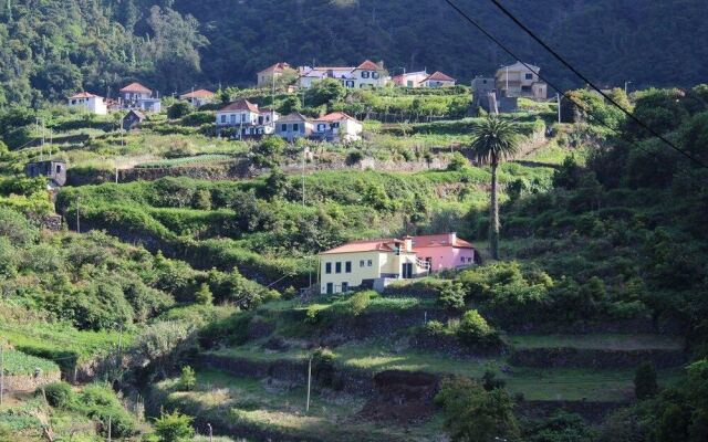 Casa das Laranjeiras