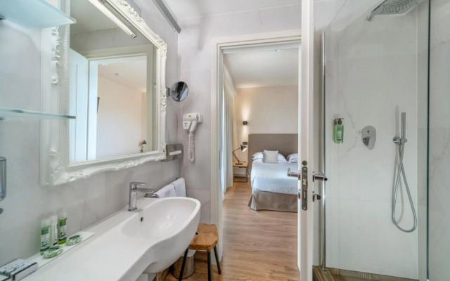 Hotel Select Suites & Spa / Apartments