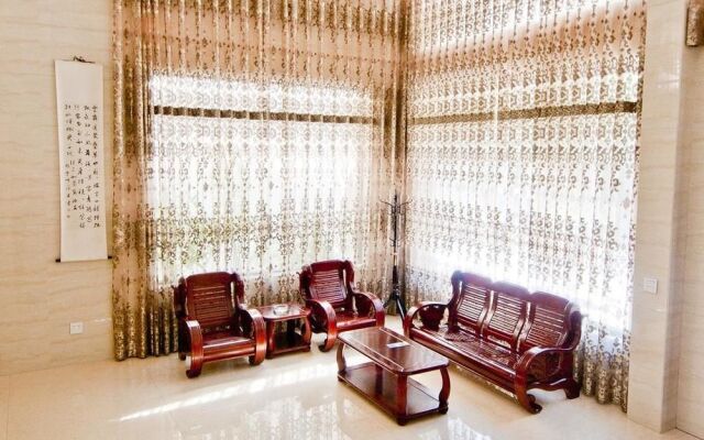 e Home Hotel