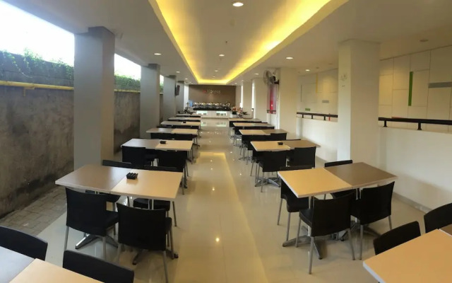 Airy Eco Legian Lebak Bene Kuta Bali