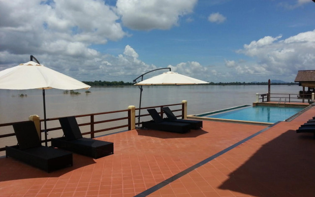 Pon Arena Hotel