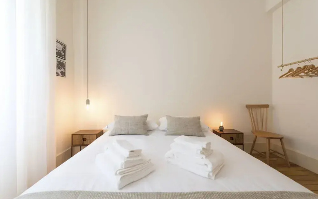 Tripas-Coração, Breiner Apartments