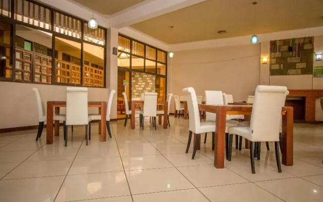 Vienna Woods Holiday Inn Limited