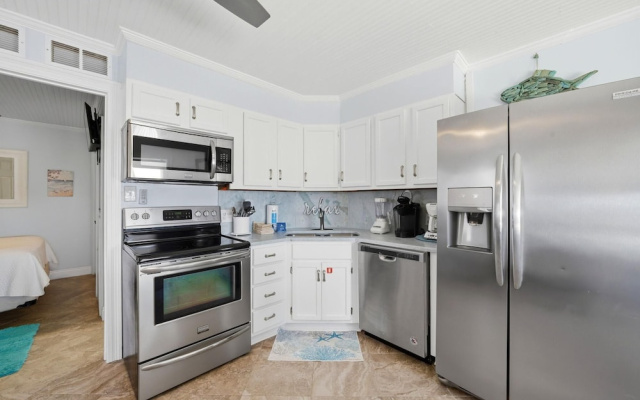 Gulf Village 207